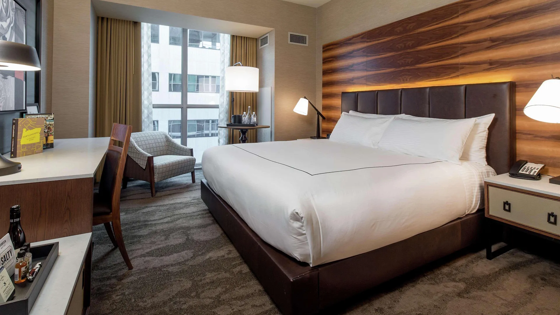 **** Hotel The Porter Portland, Curio Collection By Hilton United States