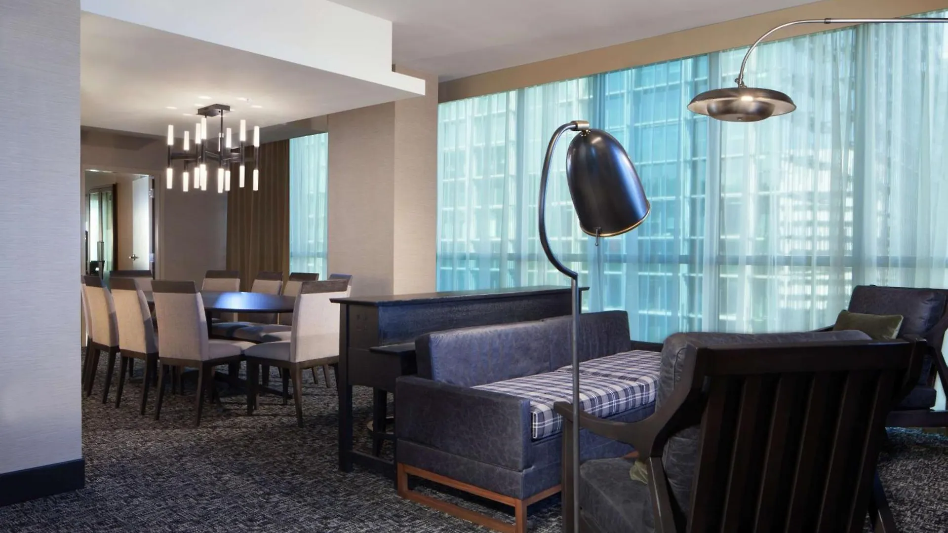 The Porter Portland, Curio Collection By Hilton Hotel