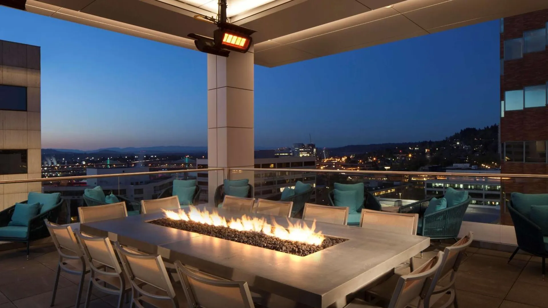 The Porter Portland, Curio Collection By Hilton Hotel Portland