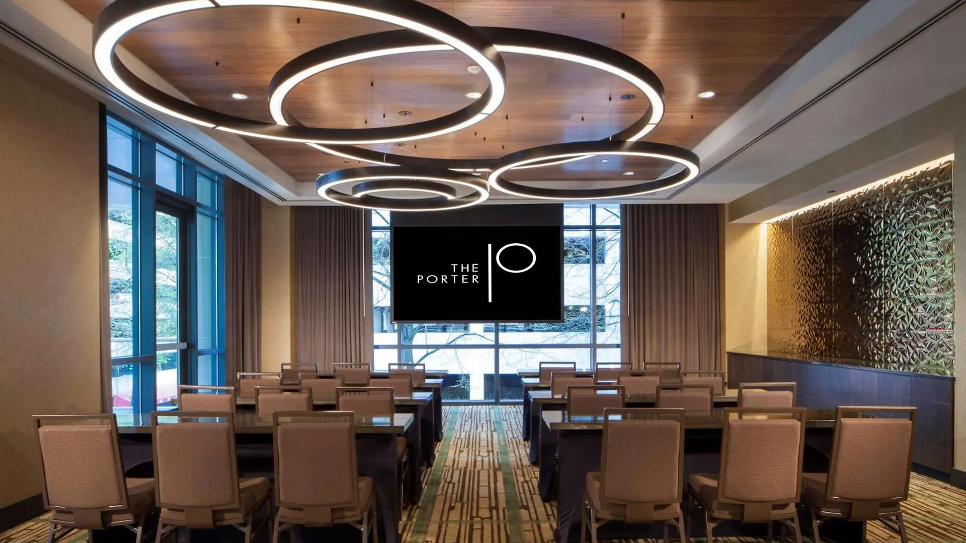 Hotel The Porter Portland, Curio Collection By Hilton