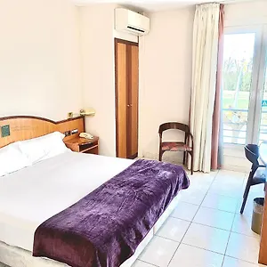 *** Hotel Arumí España