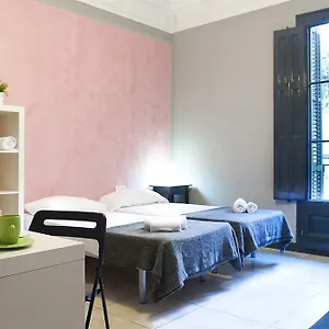 ** Hotel Ella España